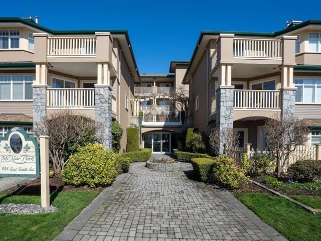 414 288 East 6th Street